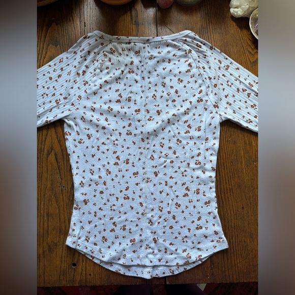 Free people Billie Printed Layering Top Small Silver Blue Floral - Picture 6 of 9